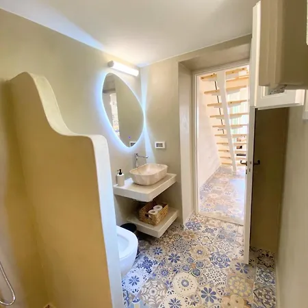 Aleminas House 2 * Сими