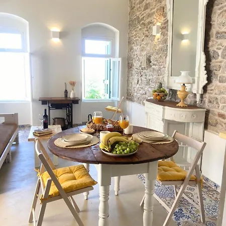 Aleminas House 2 * Сими