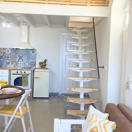 Aleminas House 2 * סימי