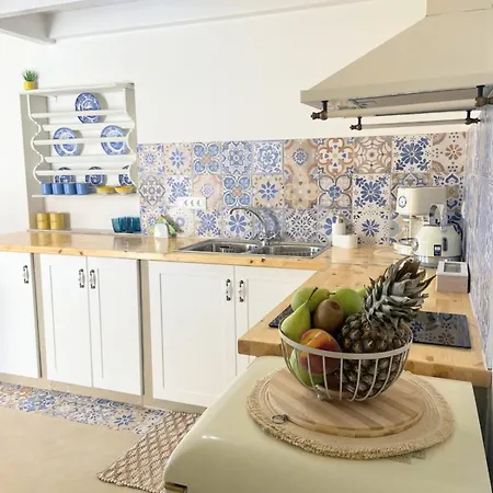 דירה Aleminas House 2 סימי